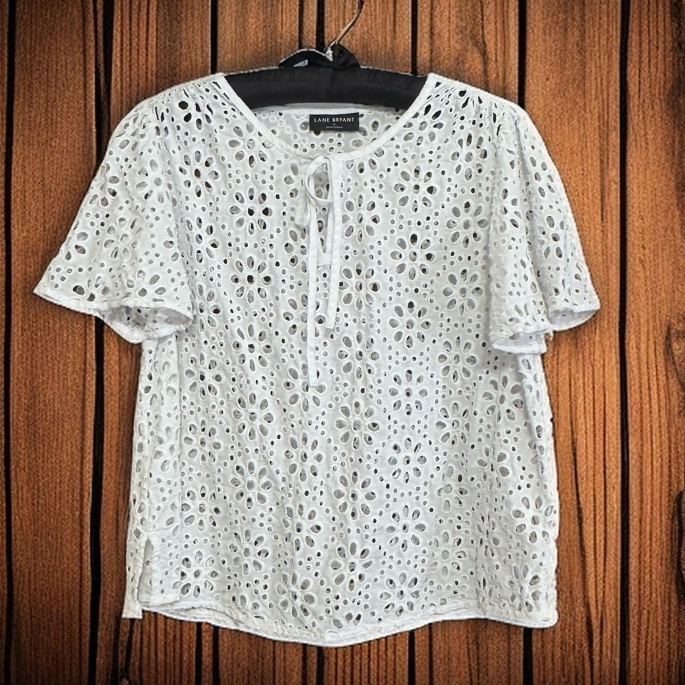 LANE BRYANT EYELET LACE BLOUSE SIZE 14